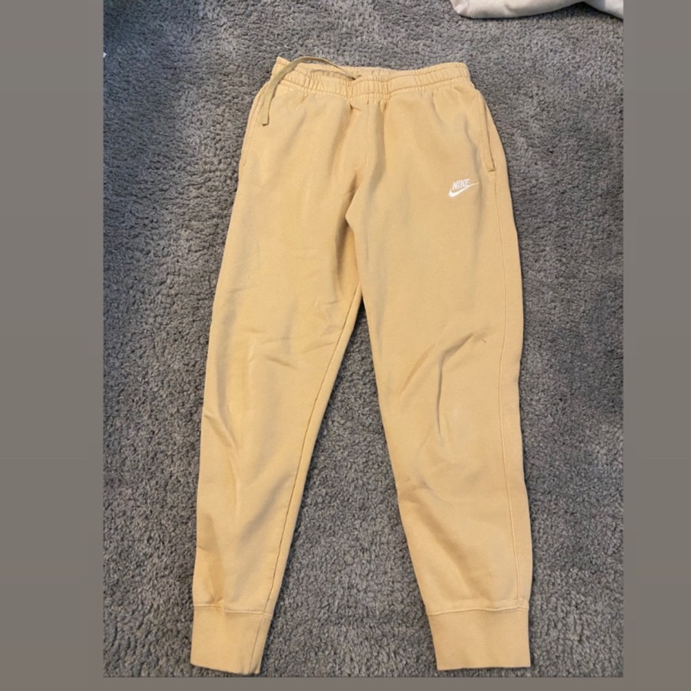 NIKE joggers